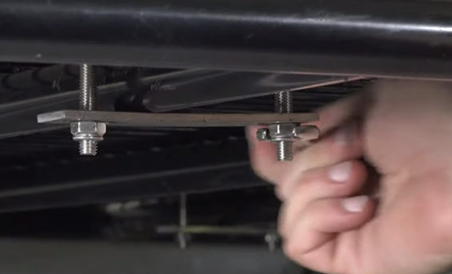 Come montare una tenda da tetto: Tutorial Passo Passo